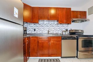 Photo 11: 305 476 Kenaston Boulevard in Winnipeg: River Heights Condominium for sale (1D)  : MLS®# 202222995
