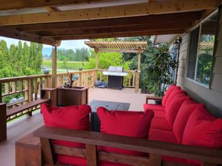 Photo 3: 1912 VALENCIA Court in Abbotsford: Abbotsford West House for sale : MLS®# R2743221