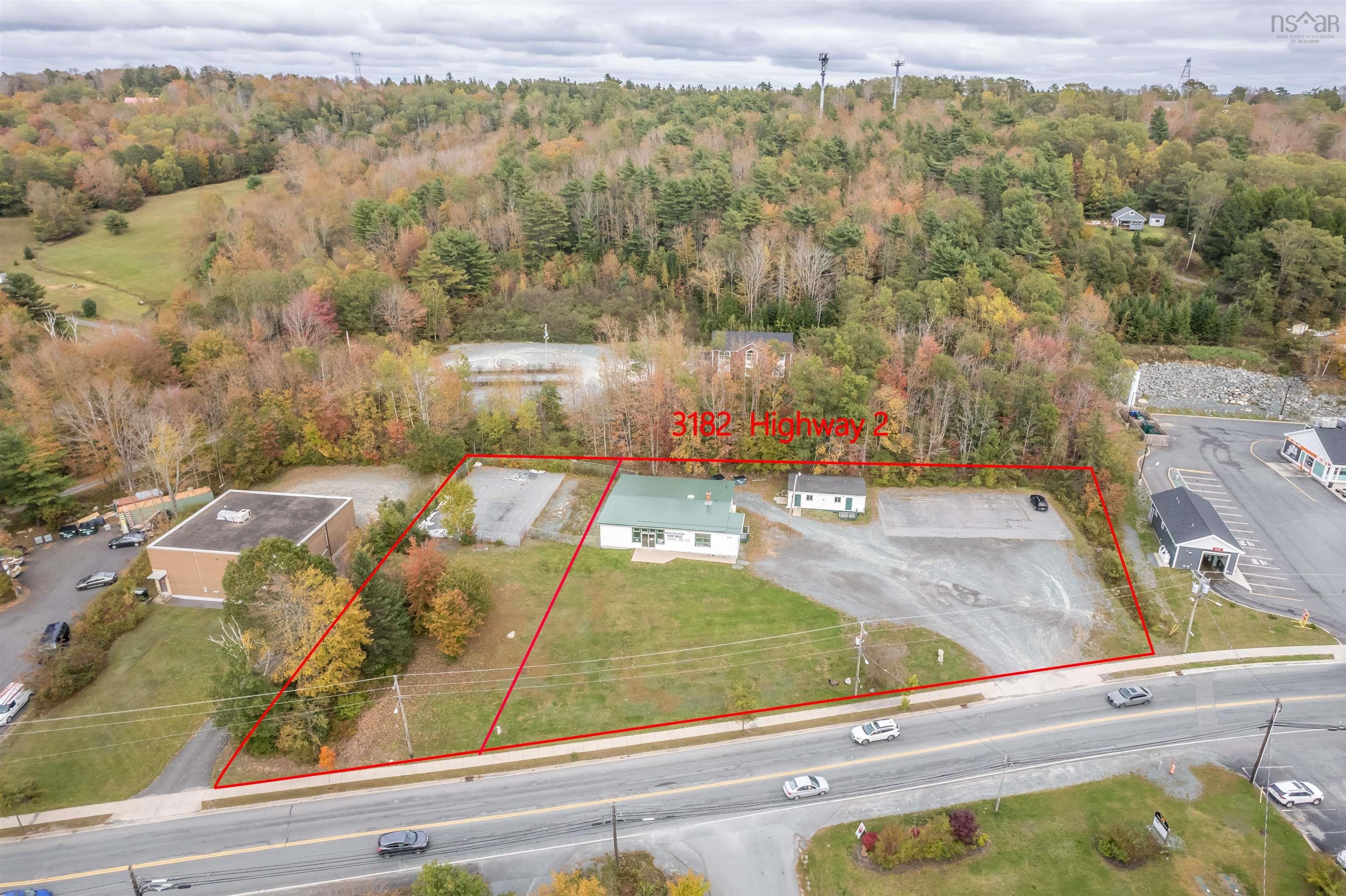 Main Photo: 3182 Highway 2 in Fall River: 30-Waverley, Fall River, Oakfiel Commercial  (Halifax-Dartmouth)  : MLS®# 202224543