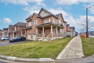 Photo 1: 12 Henry Bauer Avenue in Markham: Berczy House (2-Storey) for sale : MLS®# N8270638