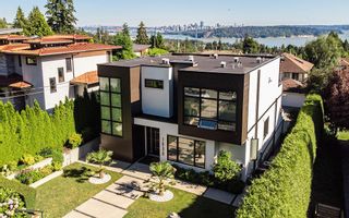 Main Photo: 1530 OTTAWA Avenue in West Vancouver: Ambleside House for sale : MLS®# R2745595