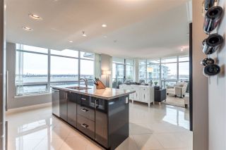 Photo 8: 1004 172 VICTORY SHIP Way in North Vancouver: Lower Lonsdale Condo for sale in "Atrium at the Pier" : MLS®# R2147061
