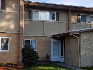 Photo 3: 5 2048 MCCALLUM Road in Abbotsford: Central Abbotsford Townhouse for sale in "Garden Court Estates" : MLS®# R2217932