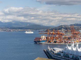 Photo 29: 2900 1139 W CORDOVA Street in Vancouver: Coal Harbour Condo for sale in "Two Harbour Green" (Vancouver West)  : MLS®# R2856966