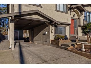 Photo 3: 2894 CAMELLIA Court in Abbotsford: Central Abbotsford House for sale : MLS®# R2648601