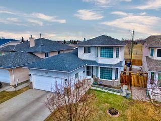 Photo 2: 167 Applewood Way SE in Calgary: Applewood Park Detached for sale : MLS®# A2047408
