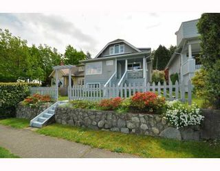 Photo 2: 3508 W 16TH Avenue in Vancouver: Dunbar House for sale (Vancouver West)  : MLS®# V767308