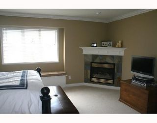 Photo 7: 4980 BRANSCOMBE Court: Steveston South Home for sale () 