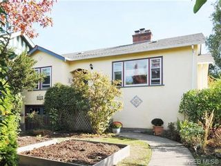 Photo 1: 2557 Vancouver St in VICTORIA: Vi Hillside House for sale (Victoria)  : MLS®# 684317