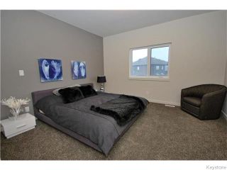 Photo 7: 34 Blackheath Close in WINNIPEG: St Vital Residential for sale (South East Winnipeg)  : MLS®# 1600984