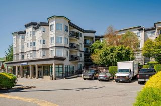 Main Photo: 115 5759 GLOVER Road in Langley: Langley City Condo for sale in "College Court" : MLS®# R2870087