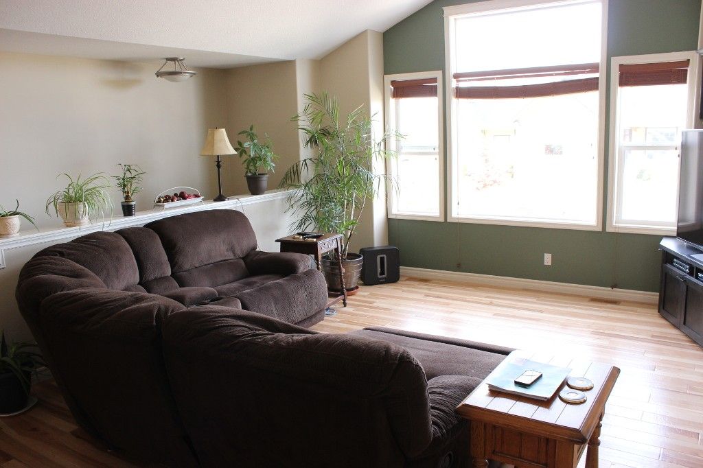 Photo 5: Photos: 2576 Willowbrae Court in Kamloops: Aberdeen House for sale : MLS®# 124898