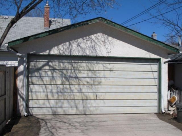 Photo 6: Photos:  in WINNIPEG: East Kildonan Residential for sale (North East Winnipeg)  : MLS®# 1108075