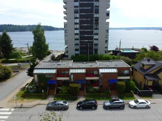 Main Photo: 1810 BELLEVUE Avenue in West Vancouver: Ambleside Townhouse for sale : MLS®# R2750154