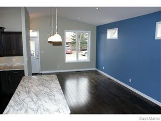 Photo 4: 1158 LINDSAY Street in Regina: Eastview Single Family Dwelling for sale (Regina Area 03)  : MLS®# 574052