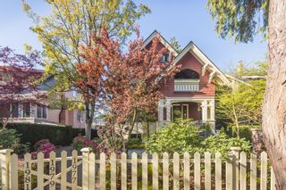 Photo 1: 1979 W 15TH Avenue in Vancouver: Kitsilano Townhouse for sale (Vancouver West)  : MLS®# R2873556