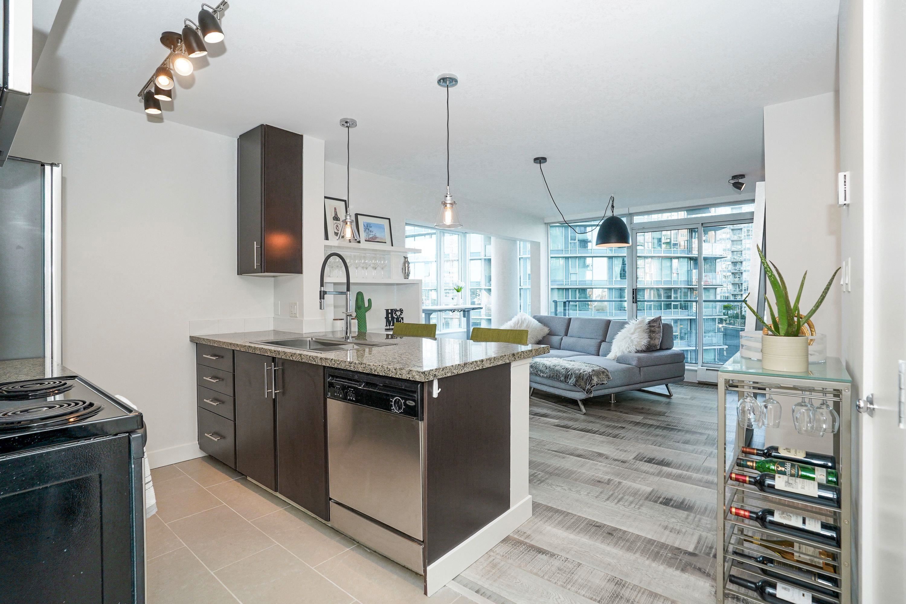 Main Photo: 1106 688 ABBOTT STREET in Vancouver: Downtown VW Condo for sale (Vancouver West)  : MLS®# R2630801