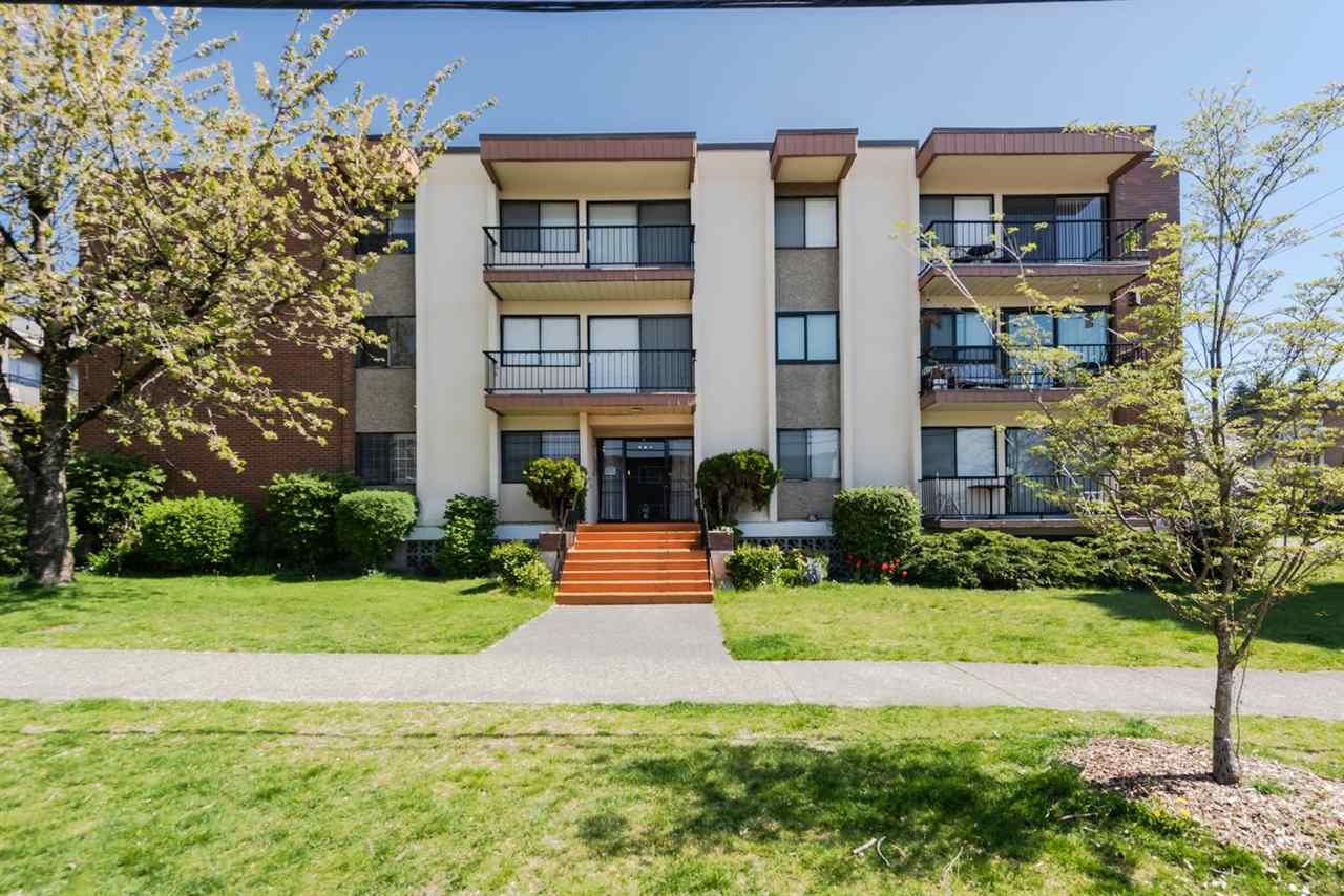 Main Photo: 205 505 NINTH Street in New Westminster: Uptown NW Condo for sale in "Fraser View Apartments" : MLS®# R2262674