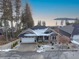 Photo 1: 6011 COWRIE Street in Sechelt: Sechelt District House for sale in "SilverStone Heights" (Sunshine Coast)  : MLS®# R2842356