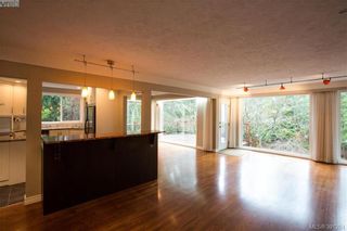 Photo 4: 4491 Prospect Lake Rd in VICTORIA: SW Prospect Lake House for sale (Saanich West)  : MLS®# 786459
