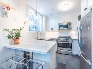 Photo 13: 101 1725 BALSAM Street in Vancouver: Kitsilano Condo for sale in "Balsam House" (Vancouver West)  : MLS®# R2454346