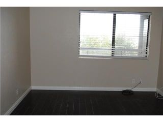 Photo 7: SAN DIEGO Townhouse for sale : 2 bedrooms : 3450 Columbia