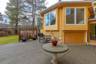 Photo 24: 2345 Queenswood Dr in Saanich: SE Queenswood House for sale (Saanich East)  : MLS®# 951364