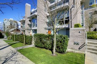 Photo 24: 2370 PINE Street in Vancouver: Fairview VW Townhouse for sale in "CAMERA" (Vancouver West)  : MLS®# V1018860