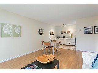 Photo 4: 113 145 W 18TH Street in North Vancouver: Central Lonsdale Condo for sale in "Tudor Court Apartments Ltd." : MLS®# V1111575