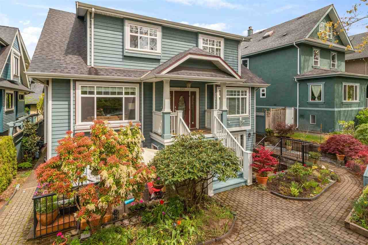 Main Photo: 2 355 W 15TH Avenue in Vancouver: Mount Pleasant VW Townhouse for sale (Vancouver West)  : MLS®# R2574340