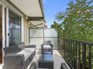 Photo 5: 68 8250 209B Street in Langley: Willoughby Heights Townhouse for sale in "OUTLOOK" : MLS®# R2379349