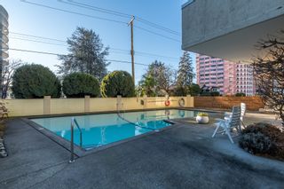 Photo 22: 604 2187 BELLEVUE Avenue in West Vancouver: Dundarave Condo for sale in "SURFSIDE TOWERS" : MLS®# R2651881