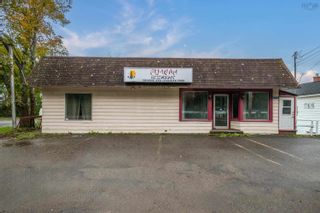 Photo 2: 2716 Highway 1 in Aylesford: Kings County Commercial  (Annapolis Valley)  : MLS®# 202322127