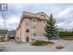 Main Photo: 865 Main Street Unit# 204 in Penticton: House for sale : MLS®# 10307842