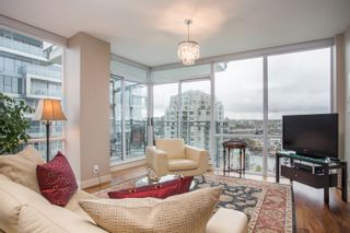 Photo 8: 1504 1455 HOWE Street in Vancouver: Yaletown Condo for sale in "POMARIA" (Vancouver West)  : MLS®# R2387626