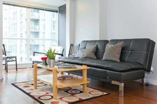 Photo 7: 710 939 HOMER Street in Vancouver: Yaletown Condo for sale in "THE PINNACLE" (Vancouver West)  : MLS®# R2876941