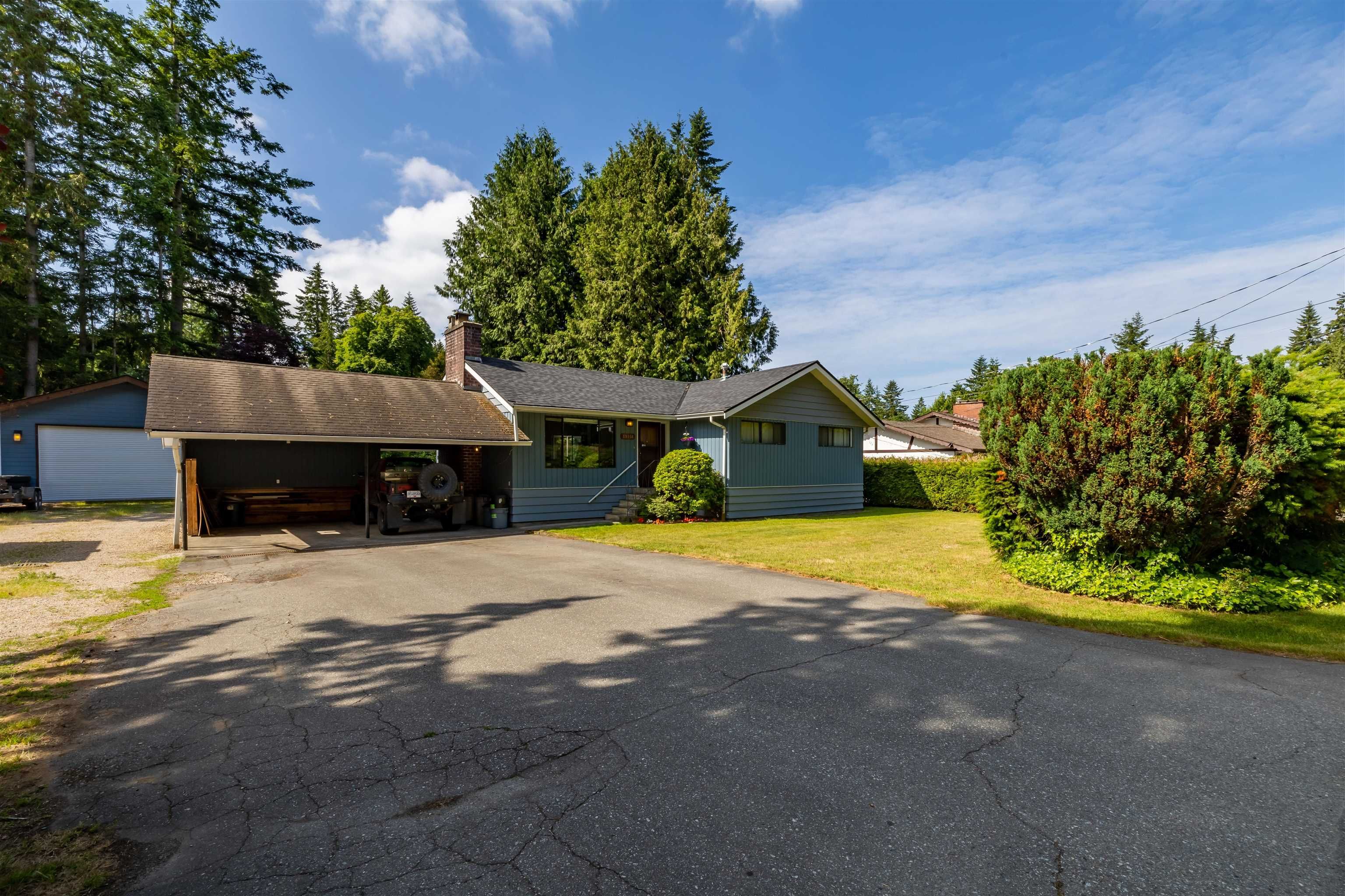 Main Photo: 19950 38A Avenue in Langley: Brookswood Langley House for sale : MLS®# R2788792