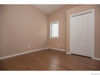 Photo 10: 152 Wainwright Crescent in WINNIPEG: St Vital Residential for sale (South East Winnipeg)  : MLS®# 1531945
