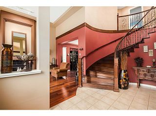 Photo 2: 200 PARKSIDE Drive in Port Moody: Heritage Mountain House for sale : MLS®# V1079797