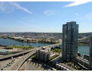 Photo 8: 3007 1009 EXPO BV in Vancouver: Downtown VW Condo for sale in "LANDMARK 33" (Vancouver West)  : MLS®# V549103