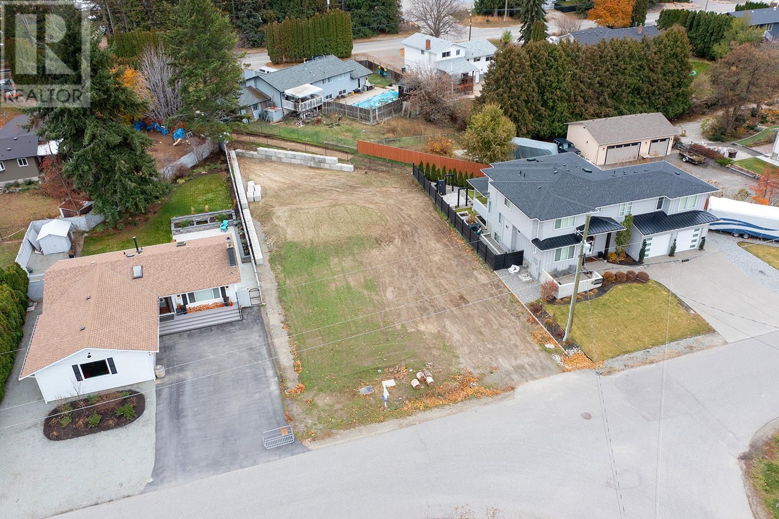 Main Photo: 2365 Crestview Road in West Kelowna: Vacant Land for sale : MLS®# 10287962