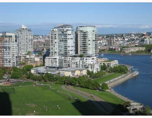 Main Photo: 1901 1408 STRATHMORE MEWS BB in Vancouver: False Creek North Condo for sale in "WEST ONE" (Vancouver West)  : MLS®# V725634