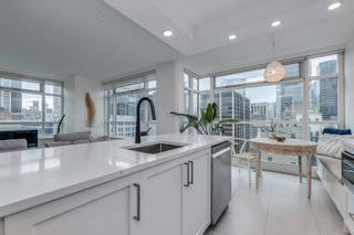 Photo 4: 1502 438 SEYMOUR Street in Vancouver: Downtown VW Condo for sale (Vancouver West)  : MLS®# R2693119