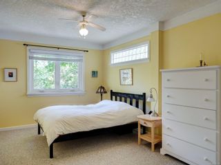 Photo 10: 2554 Penrhyn St in Saanich: SE Cadboro Bay House for sale (Saanich East)  : MLS®# 904183