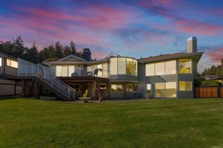 Photo 4: 4831 Amblewood Dr in Saanich: SE Cordova Bay House for sale (Saanich East)  : MLS®# 915715