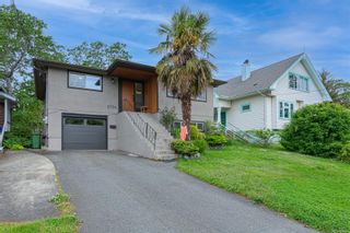Photo 1: 2734 Roseberry Ave in Victoria: Vi Oaklands House for sale : MLS®# 904626
