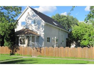 Photo 1: 546 LANGEVIN Street in WINNIPEG: St Boniface Residential for sale (South East Winnipeg)  : MLS®# 1013366