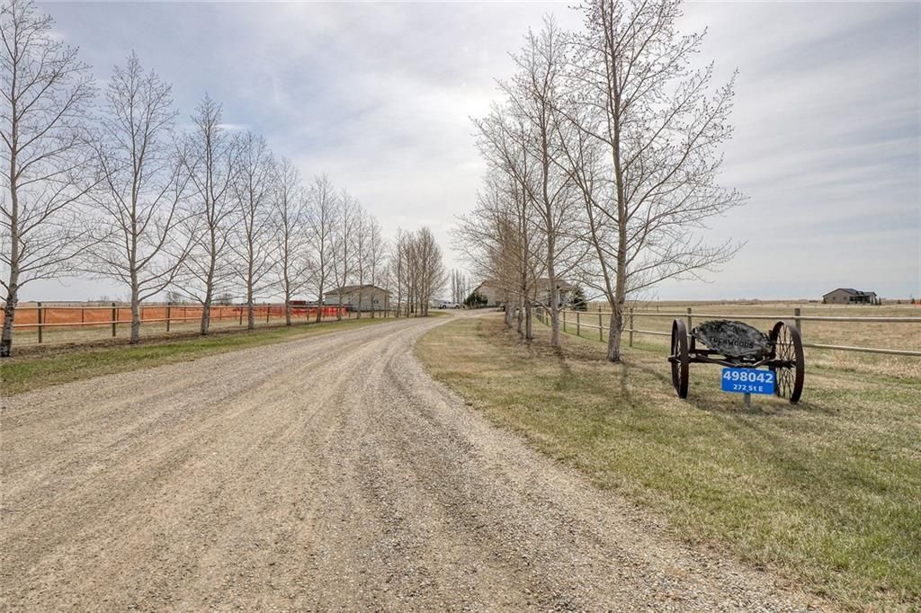 Main Photo: 272 RD: Blackie Detached for sale : MLS®# C4305912