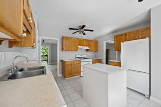 Photo 10: 2724 Tatton Rd in Courtenay: CV Courtenay North House for sale (Comox Valley)  : MLS®# 913389