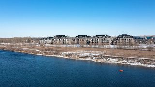 Photo 3: 401 211 Quarry Way SE in Calgary: Douglasdale/Glen Apartment for sale : MLS®# A1237613